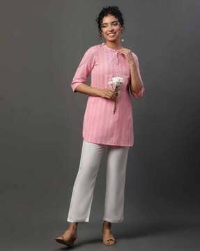 women striped straight kurti