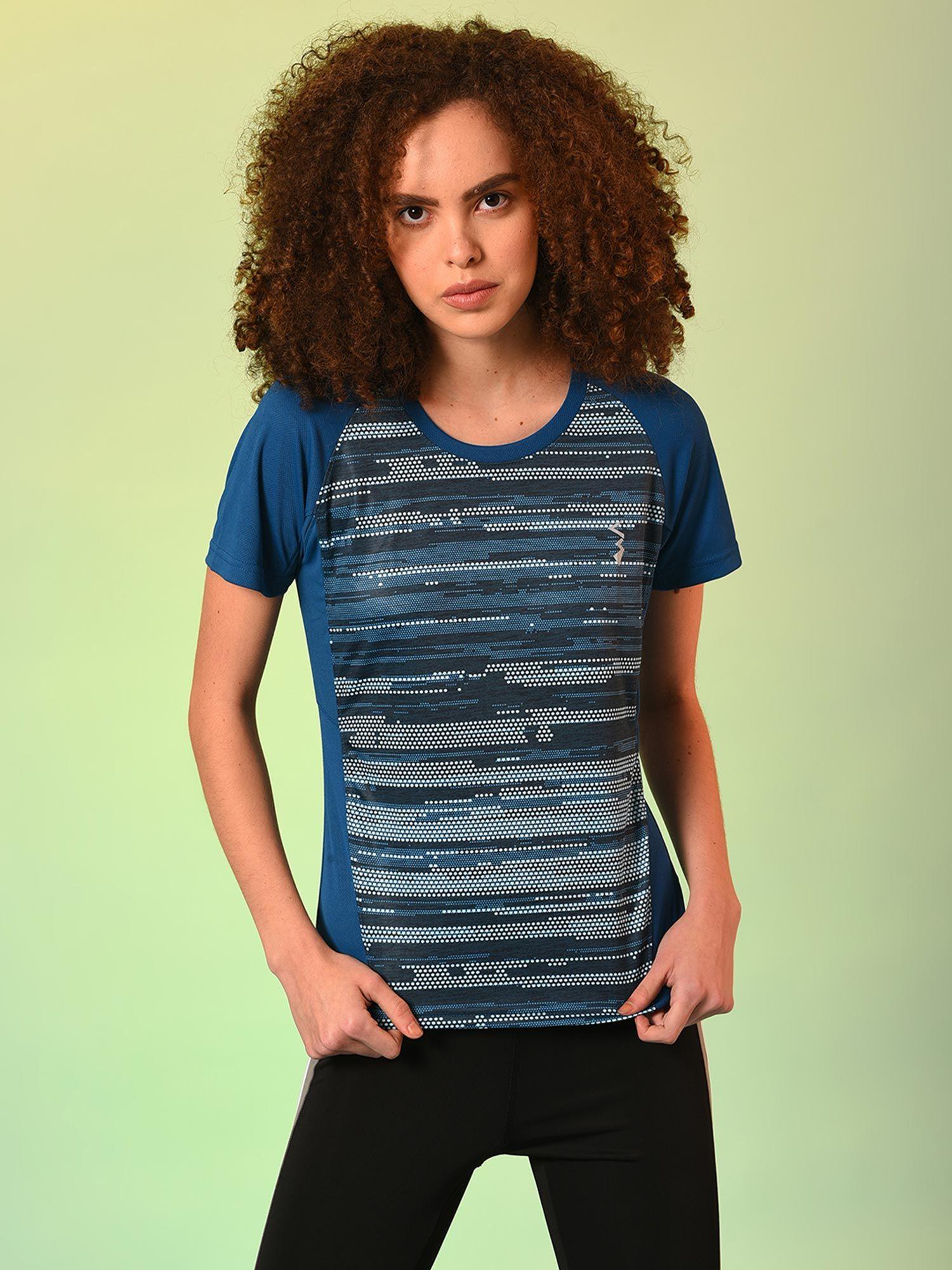 women stripes design stylish sports t-shirt