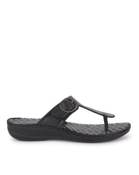 women t-strap flip-flops with buckle accent