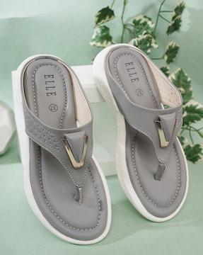 women t-strap flip-flops with flat heels