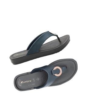 women t-strap flip-flops with metal-accent