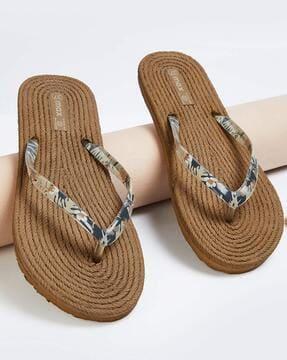 women t-strap slip-on flip-flops