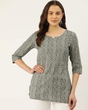 women tailored fit printed tunic