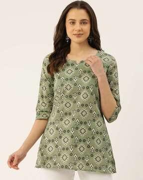 women tailored fit printed tunic