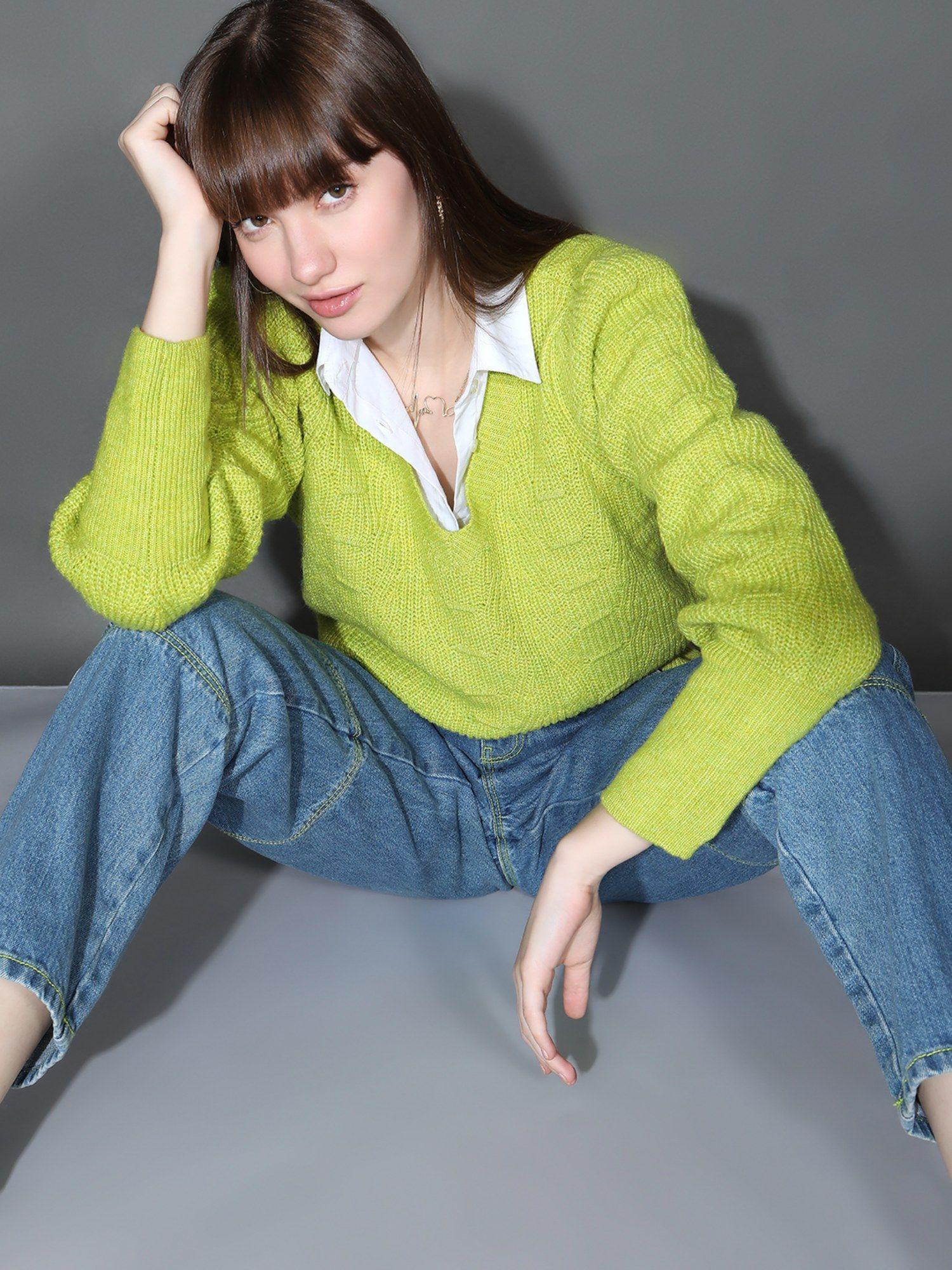 women textured green sweater