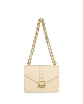 women textured sling bag with chain strap