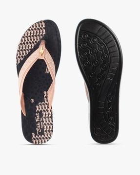 women thong-strap flat sandals with printed footbed