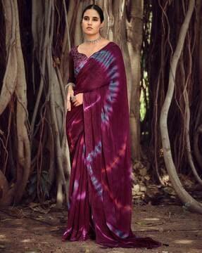 women tie & dye saree with contrast border