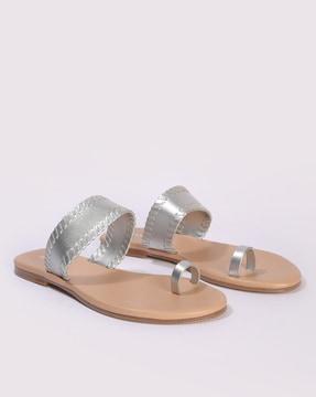 women toe-ring flat sandals