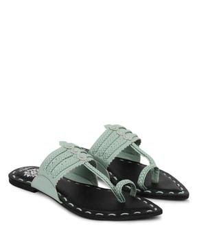 women toe-ring flat sandals