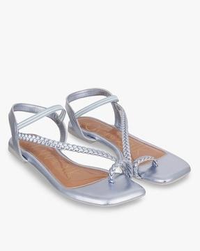 women toe-ring flat sandals