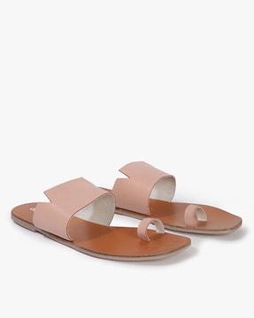 women toe-ring sandals