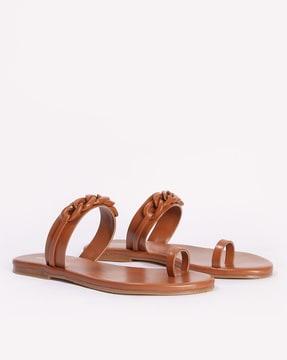 women toe-ring sandals