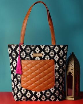 women tote bag with exterior pocket