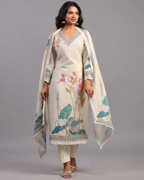 women tropical print straight kurta with pants & dupatta