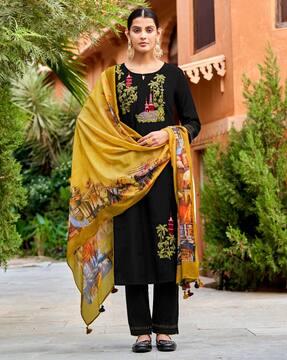 women tropical print straight kurta wth pants & dupatt