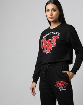 women typographic print cropped hoodie