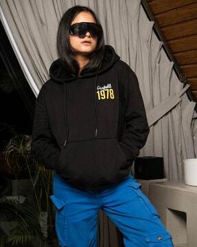 women typographic print hoodie with kangaroo pockets