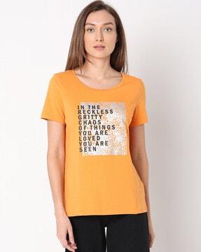 women typographic print regular fit round-neck t-shirt