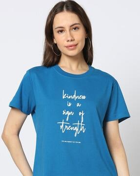 women typographic print relaxed fit round-neck t-shirt