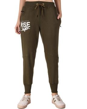 women typographic print straight track pant with elasticated waistband