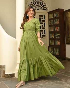 women v-neck fit & flare kurta