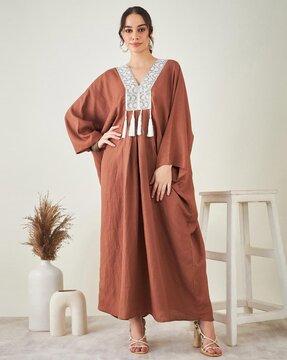 women v-neck kaftan dress with tassels