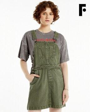 women washed dungaree