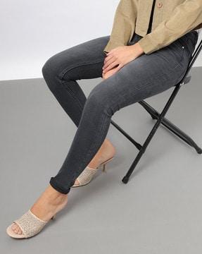 women washed slim fit high-rise denim jeans