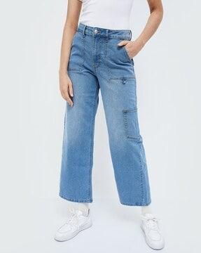 women washed straight jeans with cargo pockets