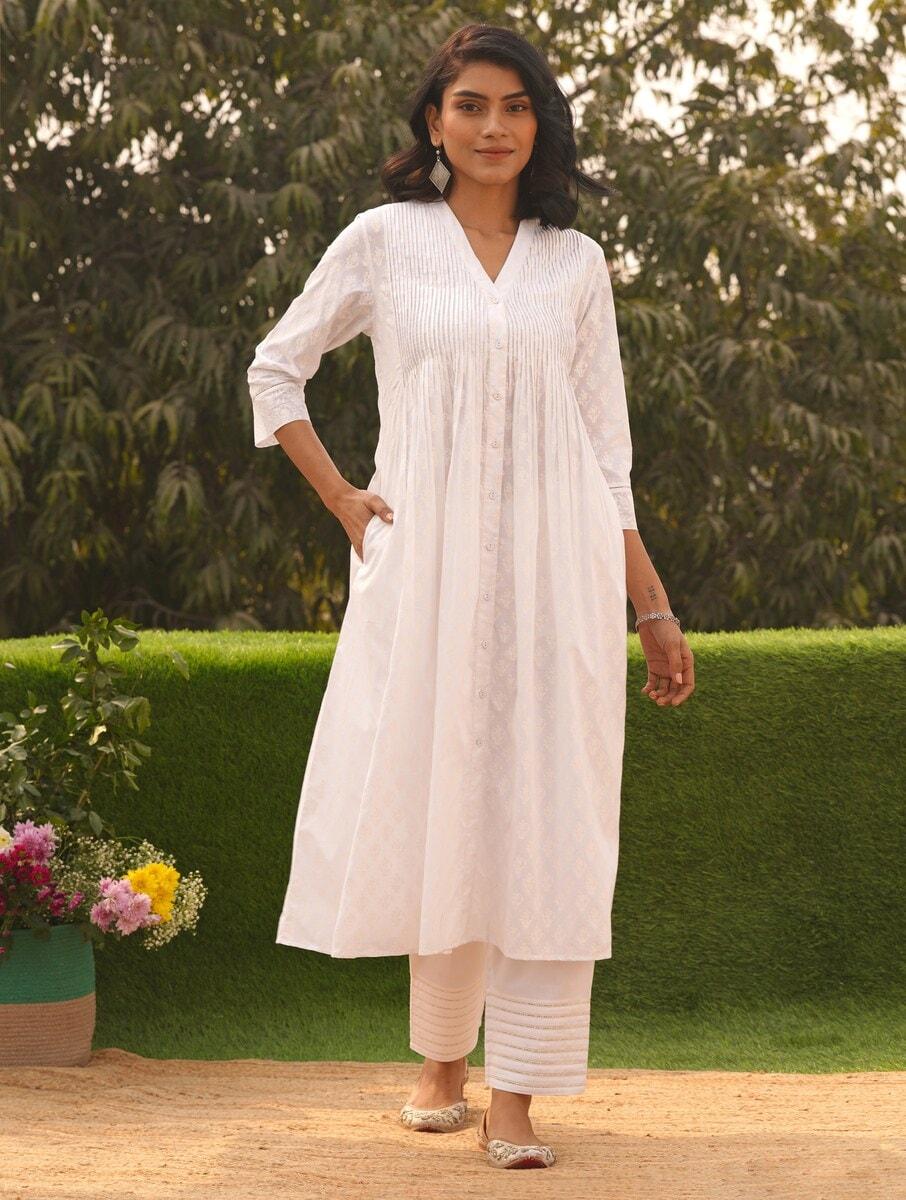 women white cotton printed v neck flared kurta