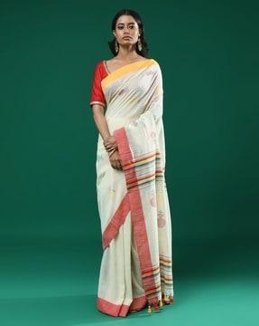 women woven jamdani saree with contrast border