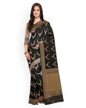 women woven saree with contrast border