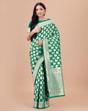 women woven saree with contrast border