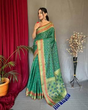 women woven saree with contrast border