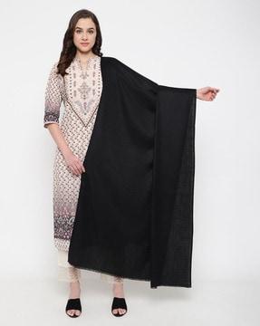 women woven shawl