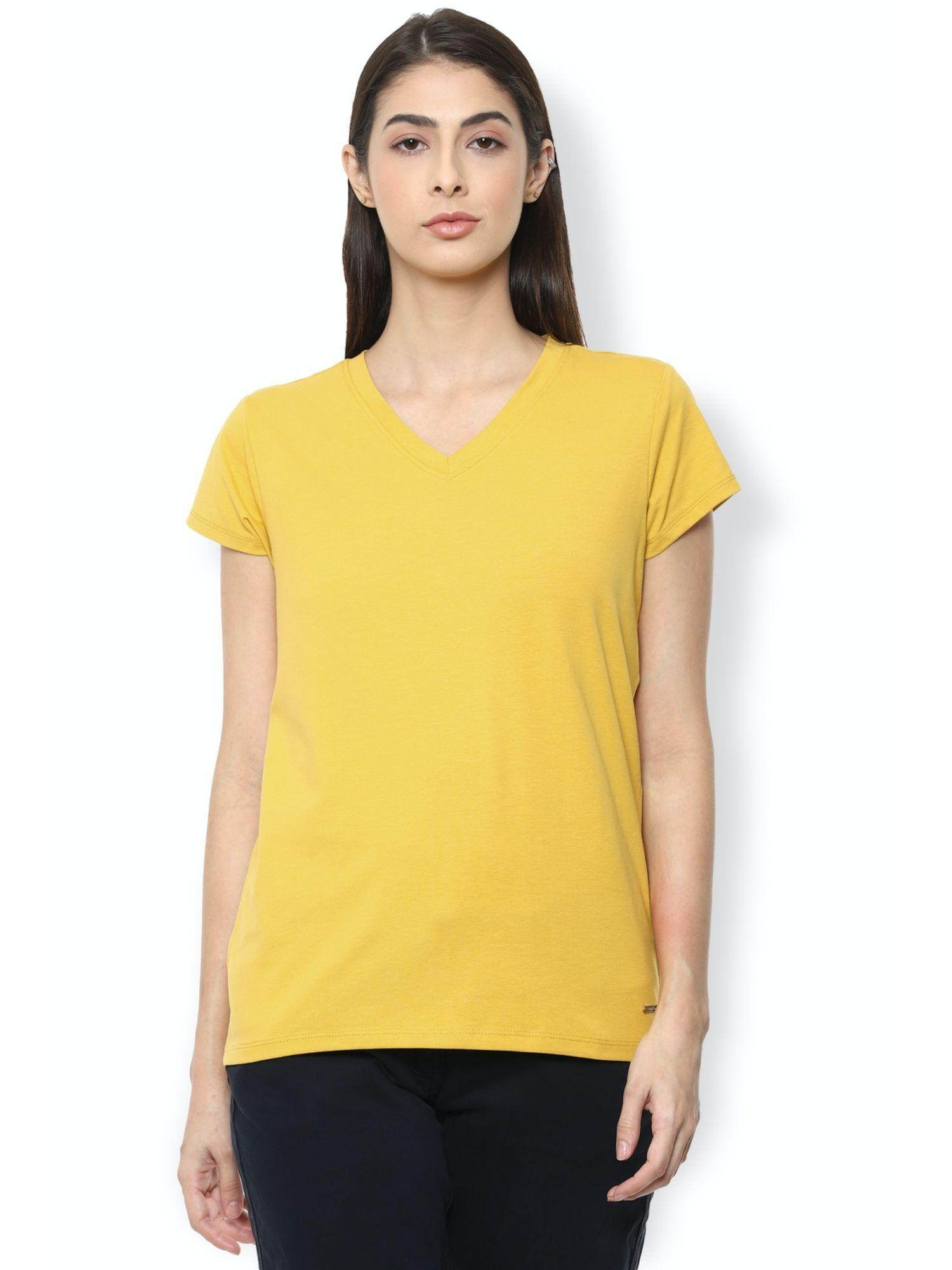 women yellow solid casual v-neck t-shirt