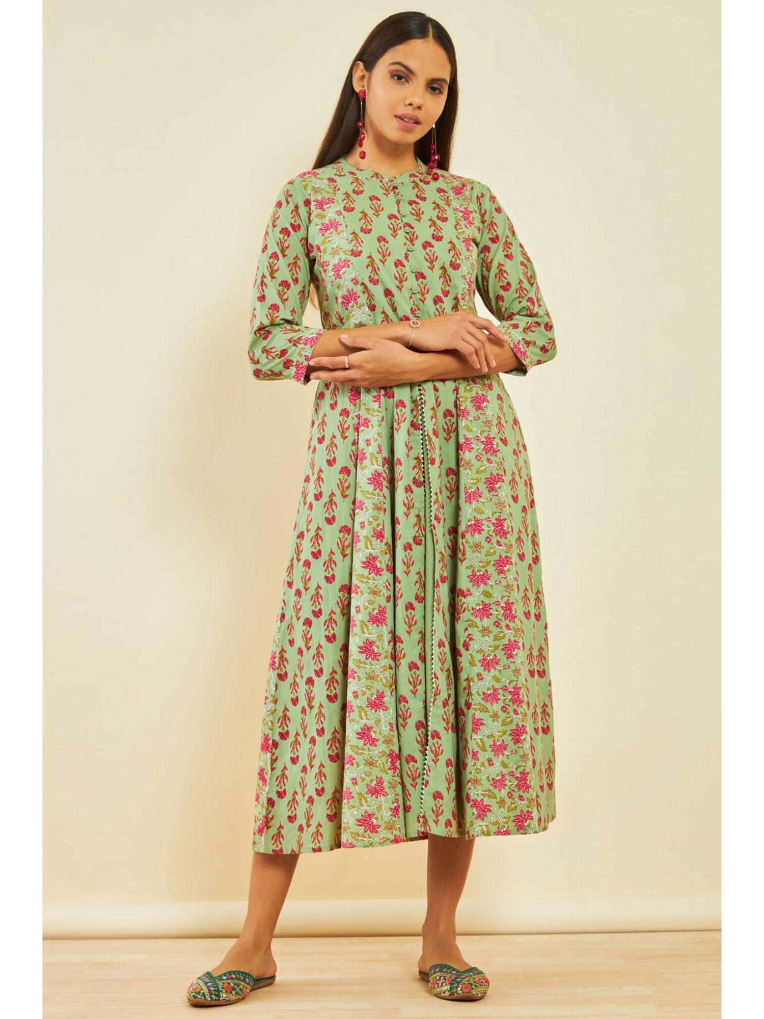 womens green cotton floral print midi dress with gotta patti