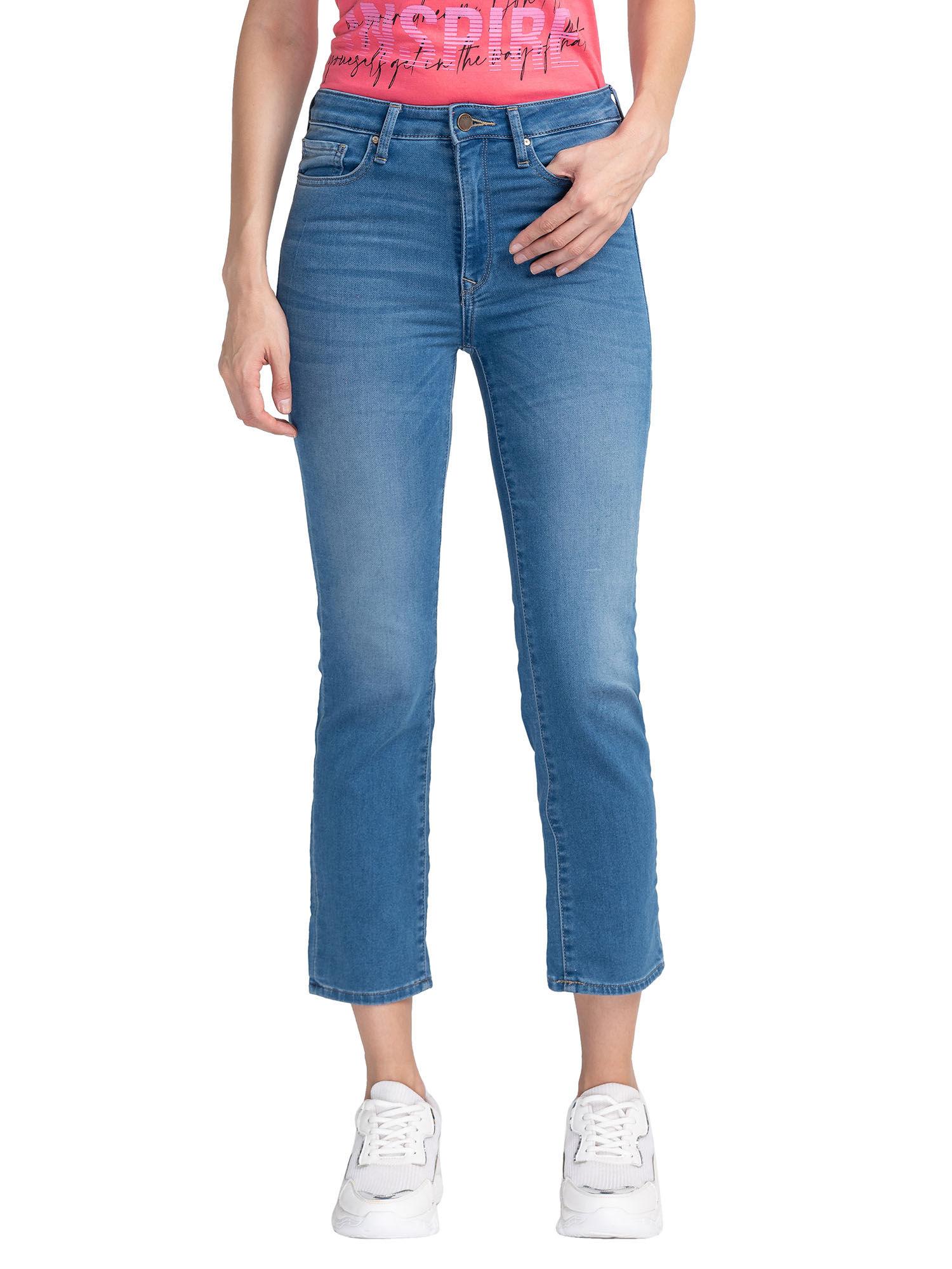 womens jeans brings the trend for the fashion conscious.