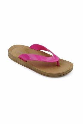 womens jessica rubber casual flip flops - pink