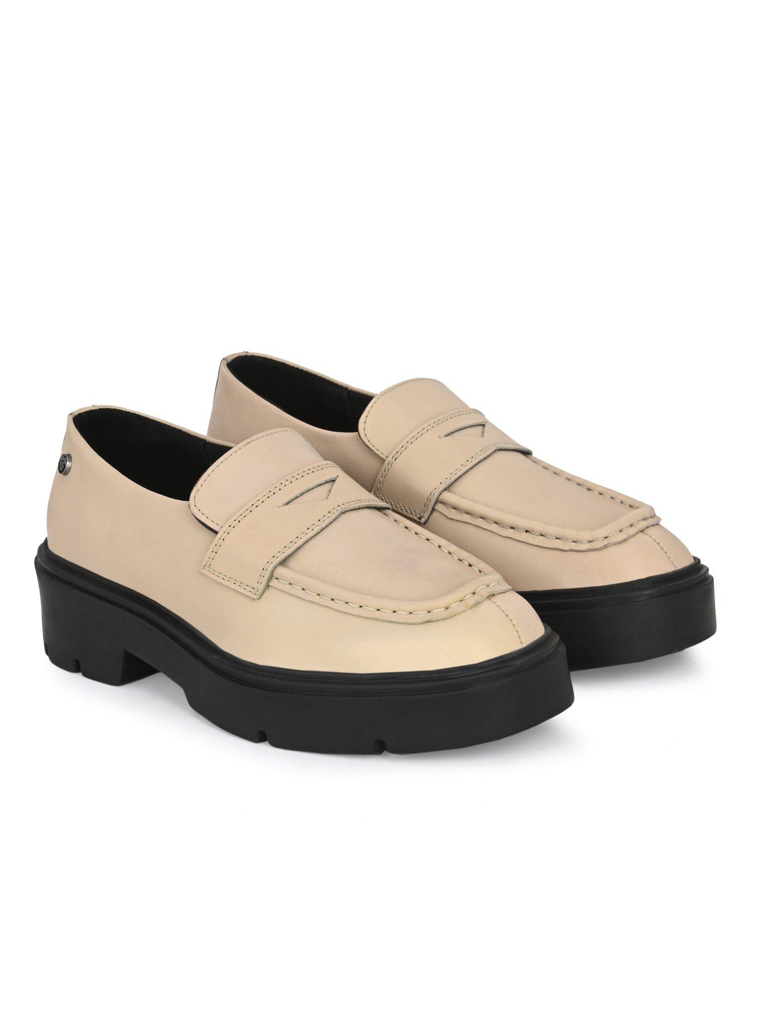 womens off white solid loafers