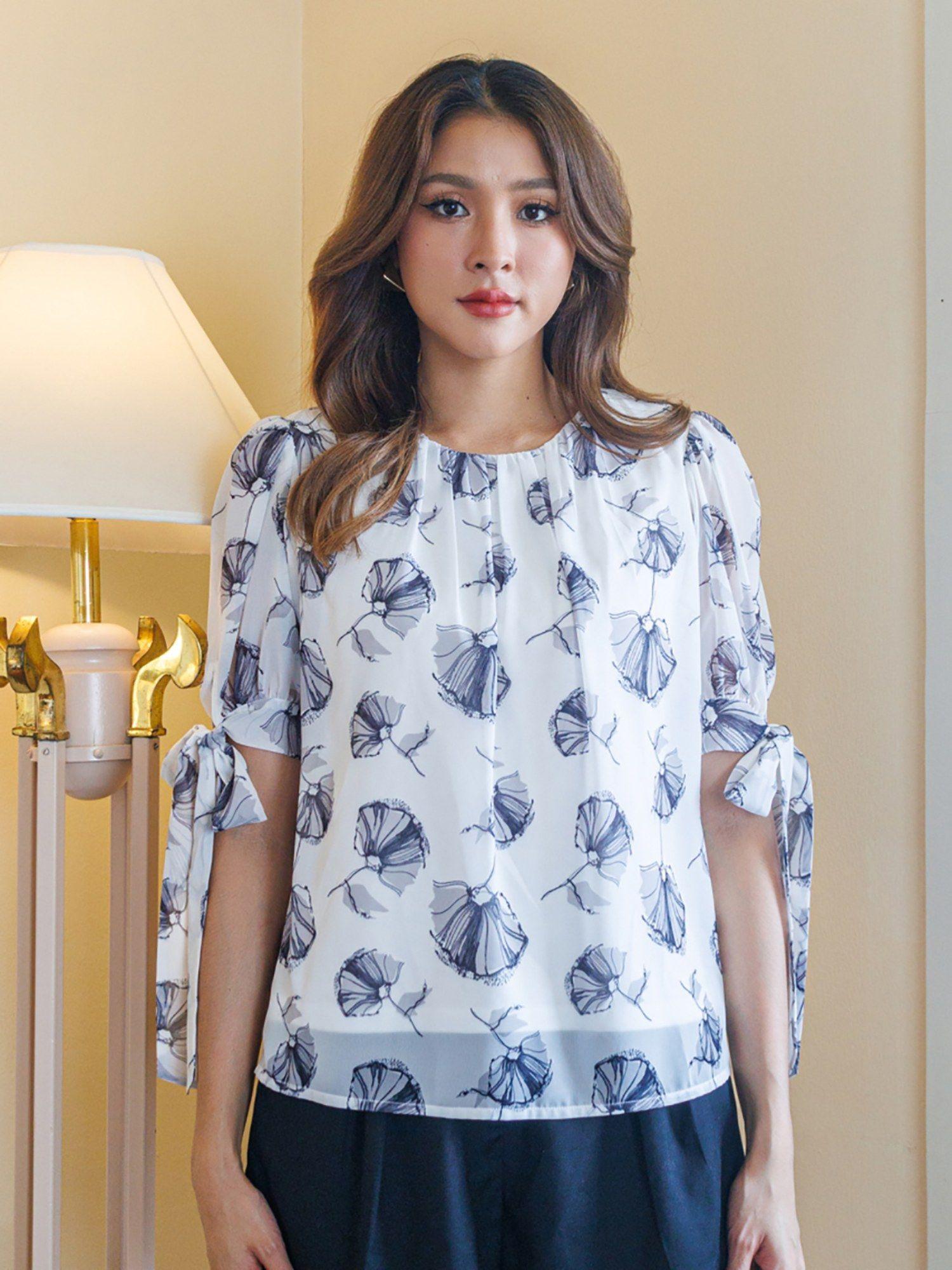 womens white printed basic top