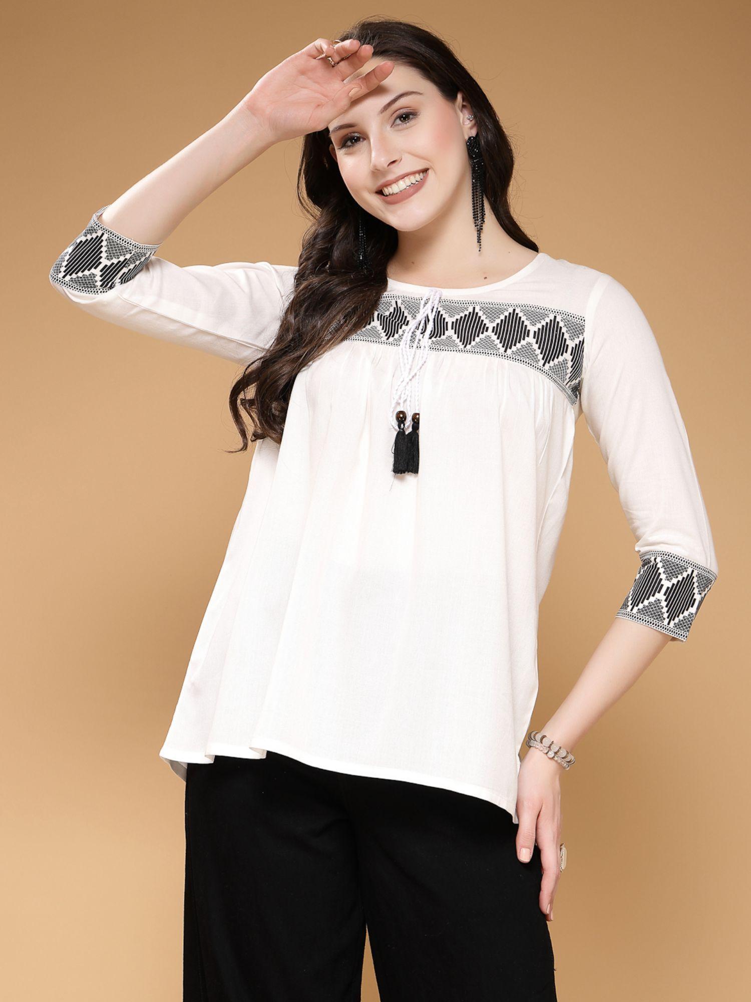 womens white printed top