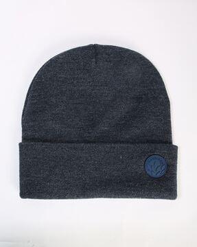 wool beanie with logo applique