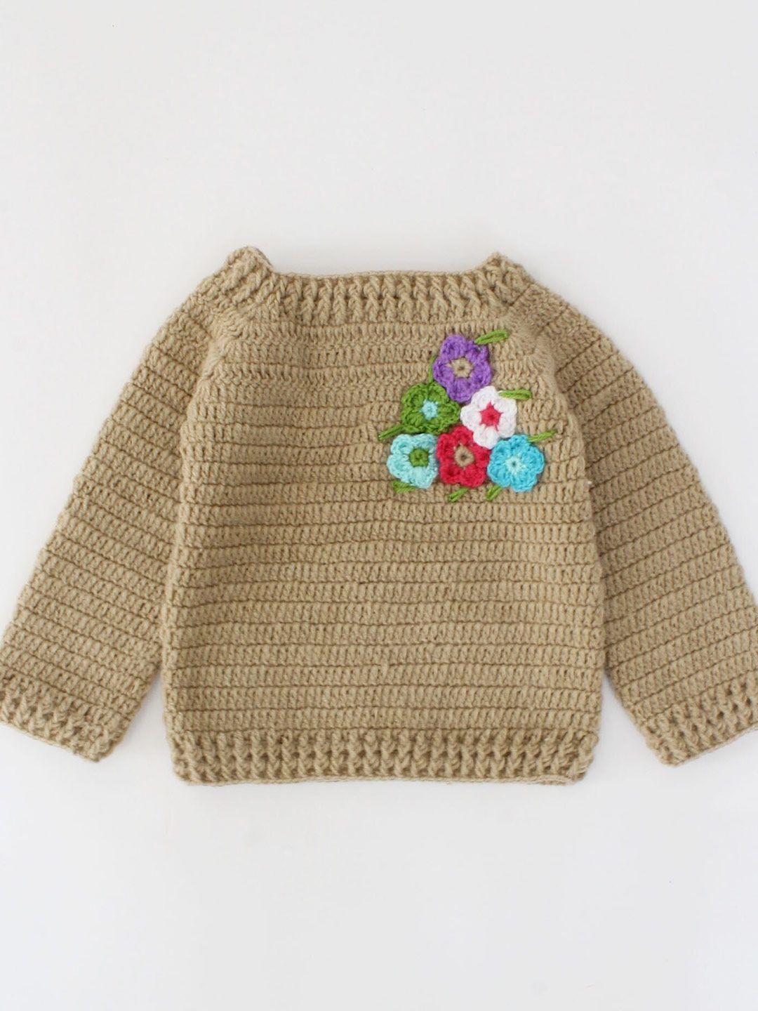 woonie unisex kids beige & blue floral pullover with embroidered detail
