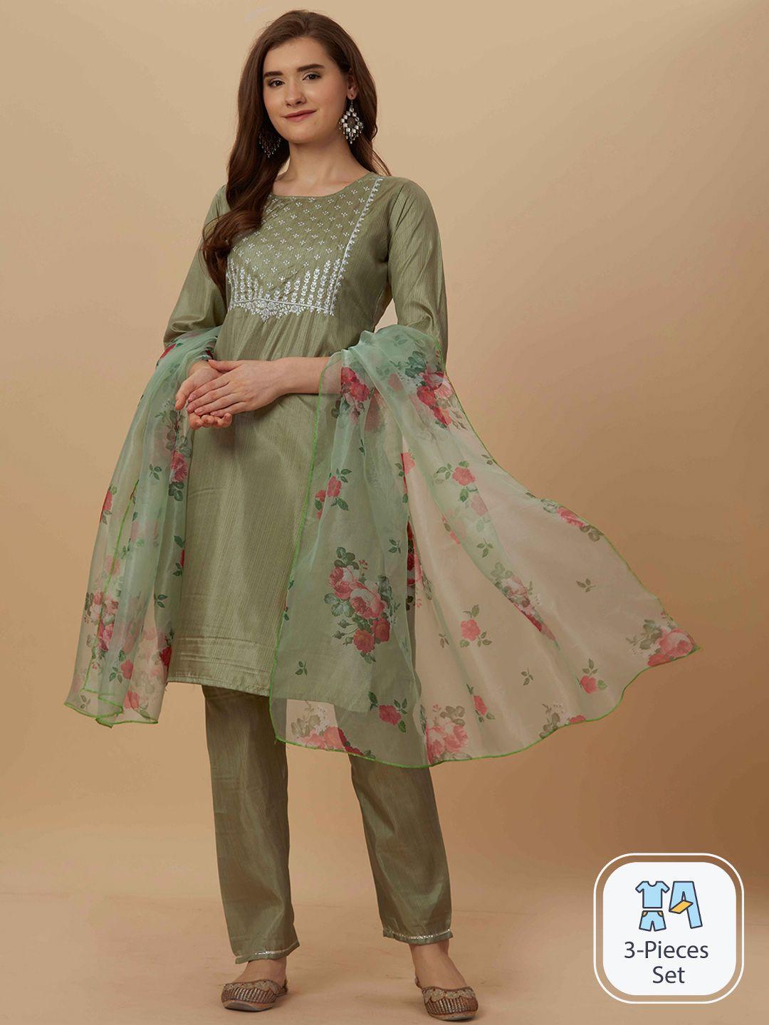 worivoc thread work detailed straight kurta & trousers with dupatta