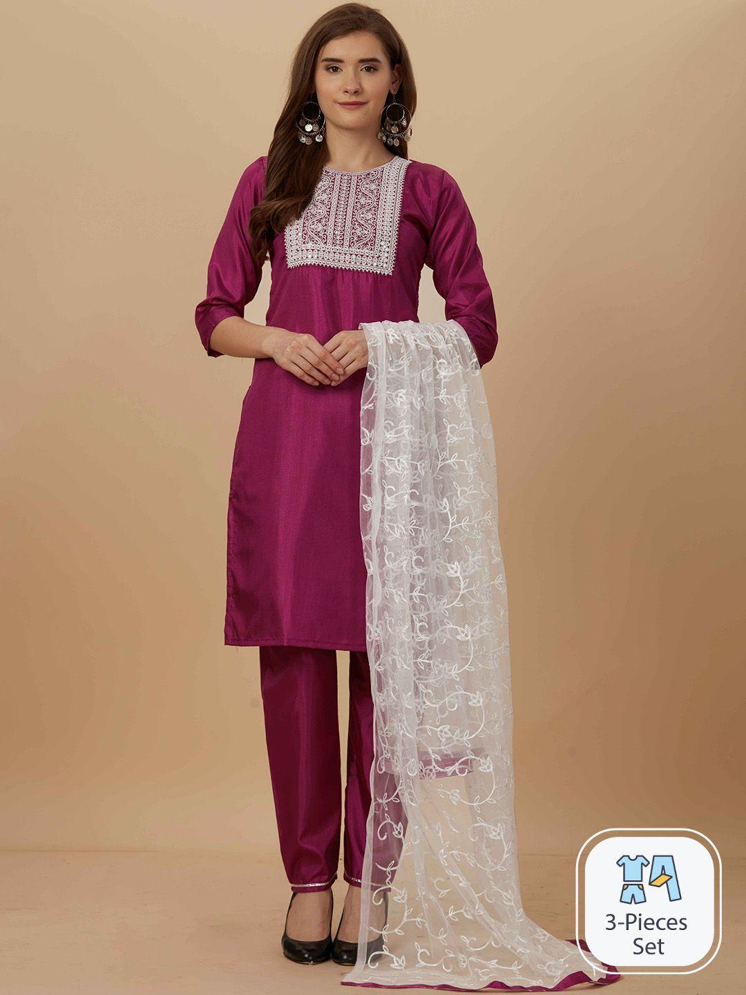 worivoc thread work detailed straight kurta & trousers with dupatta