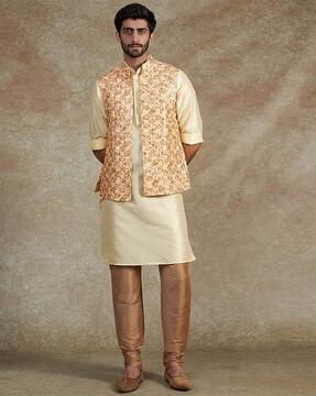 woven kurta with pyjamas & waistcoat