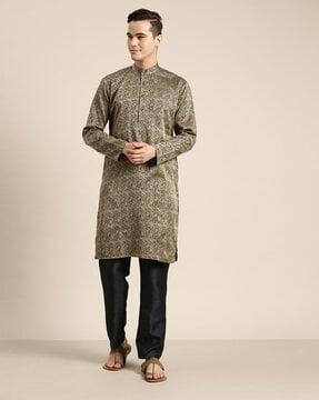 woven mandarin-collar kurta