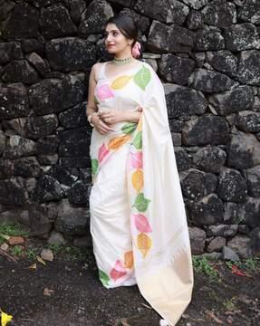 woven saree with contrast border